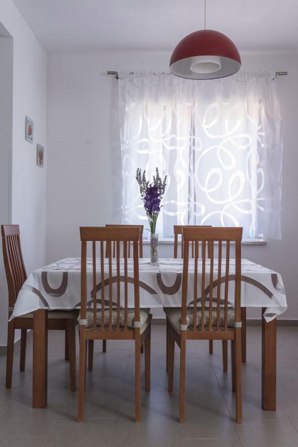 Apartment Karin Medulin Eksteriør billede